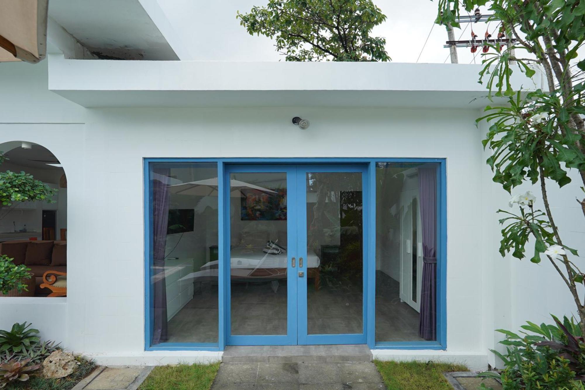 Eldborg Villas Seminyak Rum bild